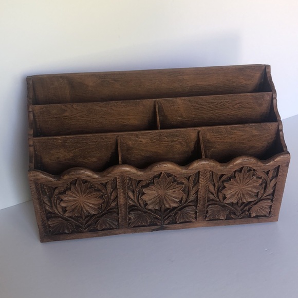 Vintage Lerner Faux Wood Plastic Boho Style Mail Sorter - Picture 3 of 12